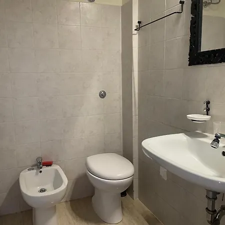 Montreal Flat Lägenhet Reggio di Calabria