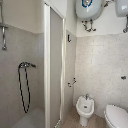 Montreal Flat Lägenhet Reggio di Calabria