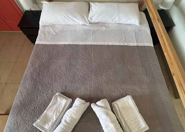 דירה Montreal Flat רג'יו די קאלאבריה